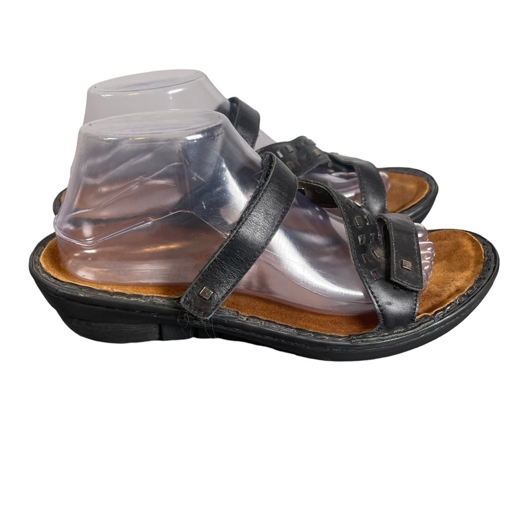 Naot Black Cross Over Strap Studded Hook and Loop Leather Sandals Euro 40 Size 9